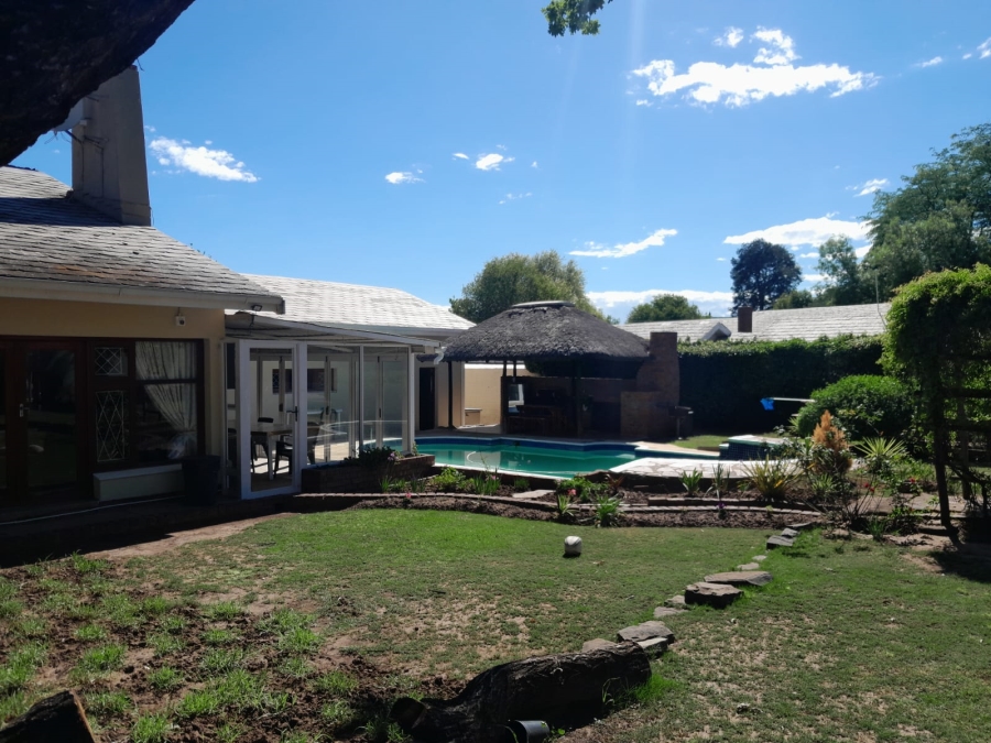 4 Bedroom Property for Sale in Balmoral Eastern Cape